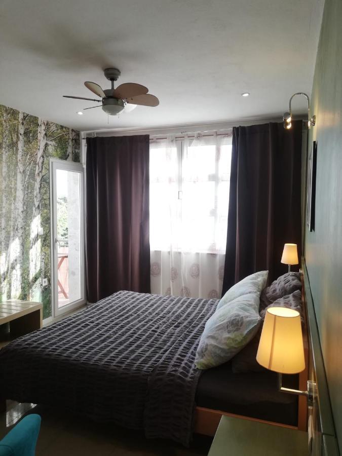 Apartmani Mistral Макарска Экстерьер фото