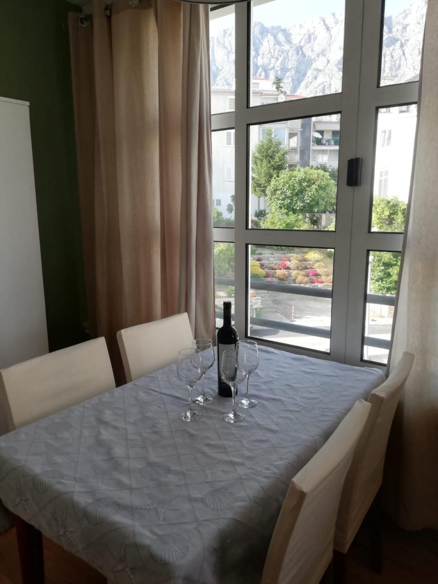 Apartmani Mistral Макарска Номер фото